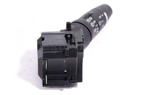 PRZEŁĄCZNIK WYCIERACZEK NISSAN PRIMERA P12 03