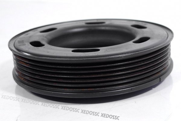 KOŁO PASOWE WAŁU VW SHARAN 99 2.0 8V 06A105243E