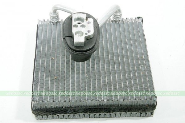 NAGRZEWNICA PAROWNIK KLIMATYZACJI SKODA OCTAVIA