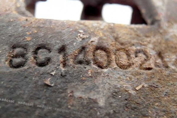 ZACISK HAMULCOWY PRZÓD LEWY HYUNDAI COUPE 98 2.0