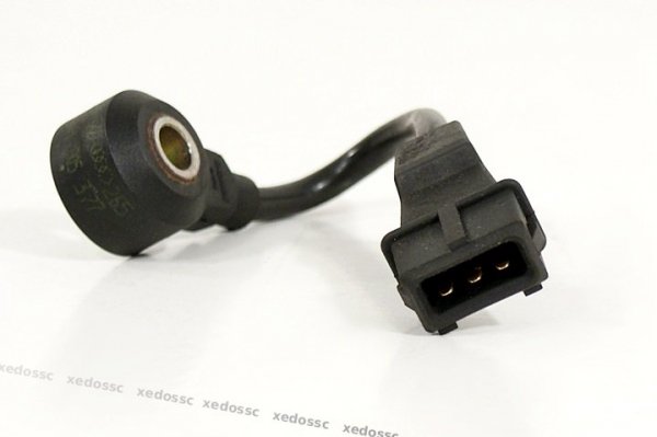 CZUJNIK STUKOWY VW GOLF IV 01 1.6 8V AKL 06A905377