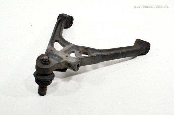 WAHACZ PRZÓD LEWY DOLNY MERCEDES MB 100 92 2.4 D