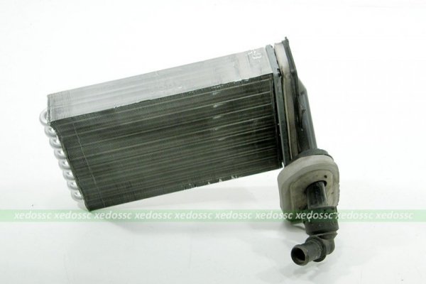 NAGRZEWNICA WODY VW GOLF IV 2000