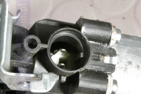 PODNOŚNIK SZYBY PRZEDNI PRZÓD PRAWY NISSAN NOTE 06