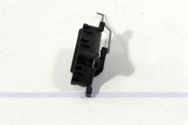 SILNICZEK REGULACJI NAWIEWU AUDI A6 2002 2.4 XEDOS