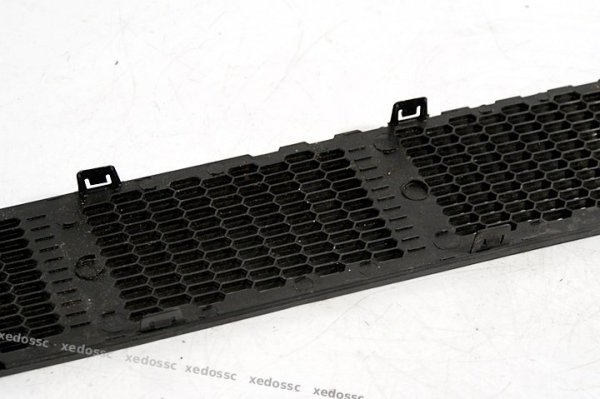 ATRAPA W ZDERZAK NISSAN ALMERA N16 02|} FV