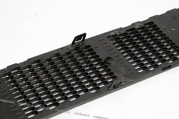 ATRAPA W ZDERZAK NISSAN ALMERA N16 02|} FV