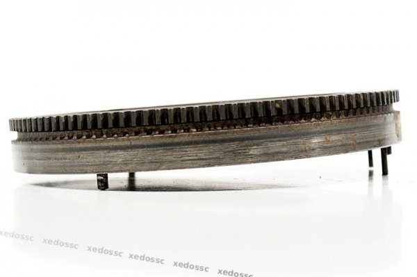 KOŁO ZAMACHOWE VW GOLF III 93 1.3 8V FV XEDOS