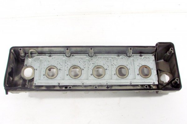 POKRYWA ZAWORÓW MERCEDES E-KLASA W210 98 3.0TD