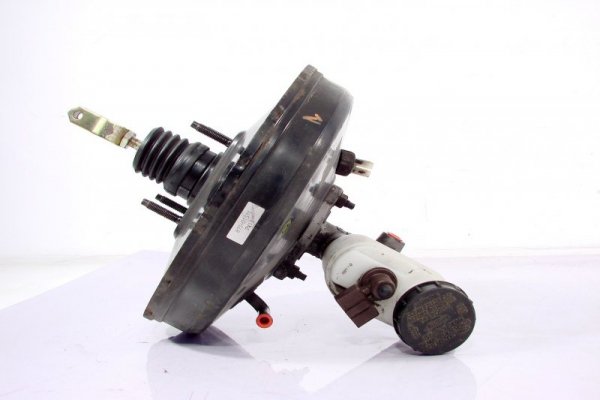 SERWO POMPA HAMULCOWA NISSAN ALEMRA N16 2001 2.2D