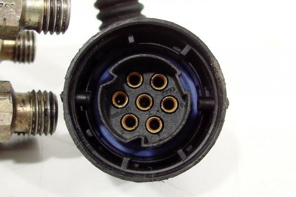 _POMPA WTRYSKOWA BMW 5 E39 96-04 2.5TDS 0460406995