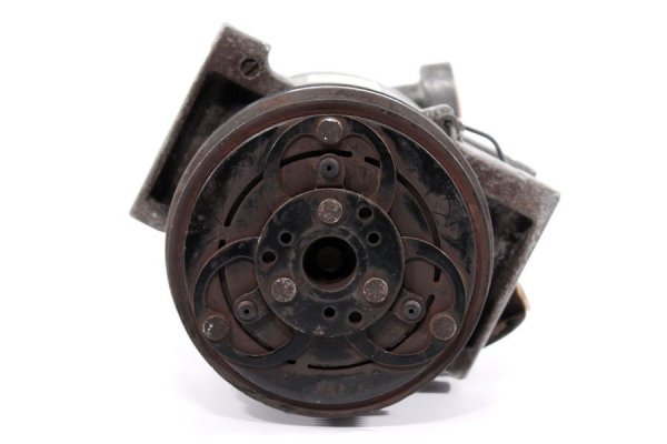 _Sprężarka klimatyzacji Ford Kuga MK1 2008-2012 (PV5x5 Ø130/120, Zexel DKS15D, 1-pin)