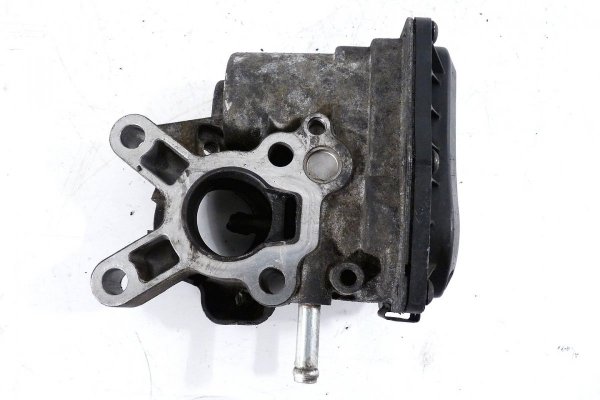 Zawór EGR Nissan Navara D40 2007 2.5DCI YD25 