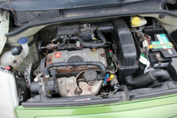 Silnik Citroen C2 2003 1.4i KFV