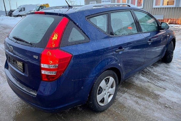 _Błotnik przód lewy Kia Ceed I ED 2009 (2007-2009) Kombi (kod lakieru: ABYSS BLUE [A8])