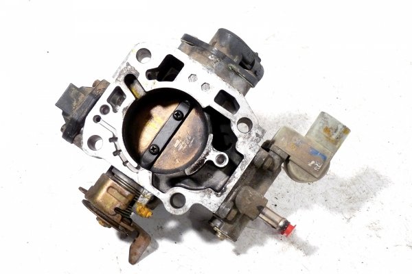 Przepustnica Honda Civic EJ 1999 1.4i D14Z2 Hatchback 3-drzwi