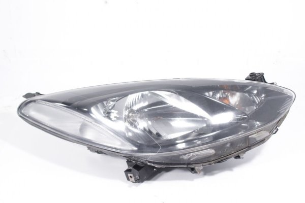 _Reflektor prawy Mazda 2 DE 2009 Hatchback 5-drzwi