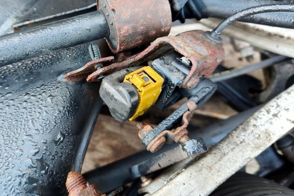 Czujnik poziomowania tył prawy Mercedes E-klasa E350 W212 2009 3.0CDI Kombi 