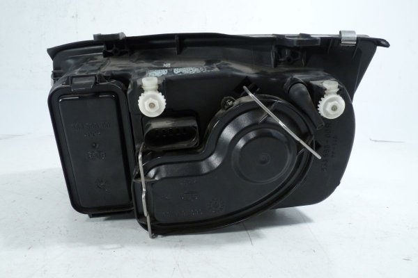 _Reflektor prawy VW Bora 1J 1998-2005 