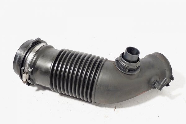 Rura dolot wąż Audi A6 C6 2005 2.4i BDW Kombi