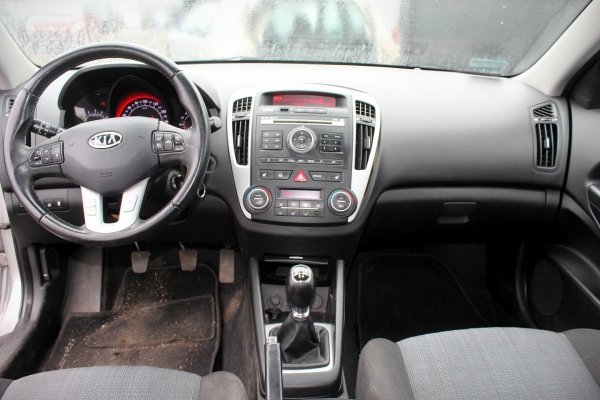 Podsufitka Kia Ceed I Lift ED 2011 1.4i G4FA Kombi  
