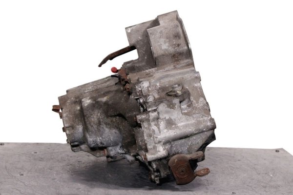 _Skrzynia biegów Nissan Almera N15 1996-2000 1.4i 16V (impulsator na linkę)