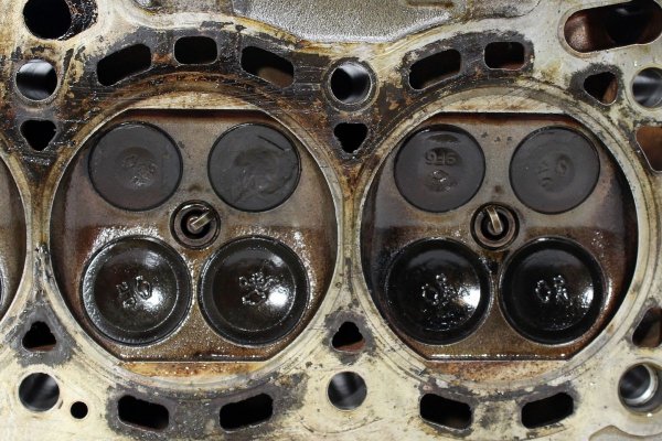 _Głowica Nissan Primera P11 Almera n16 Tino  1.8i 16V QG18