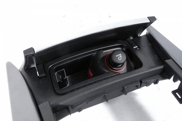 _Ramka panel szyb dźwignia ręcznego zapalniczka Citroen DS5 2014 (2011-2014)  Hatchback 5-drzwi