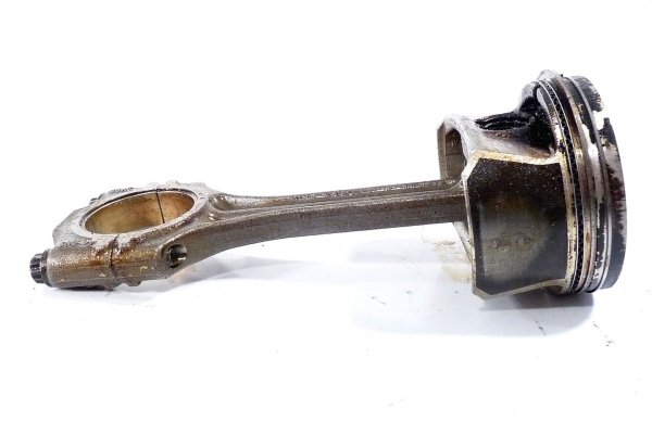 Tłok VW Fox 5Z 2005 1.2i BMD