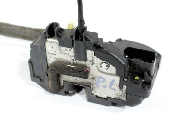 _Zamek drzwi przód lewy Nissan Qashqai+2 J10 2008 (6 pinów)