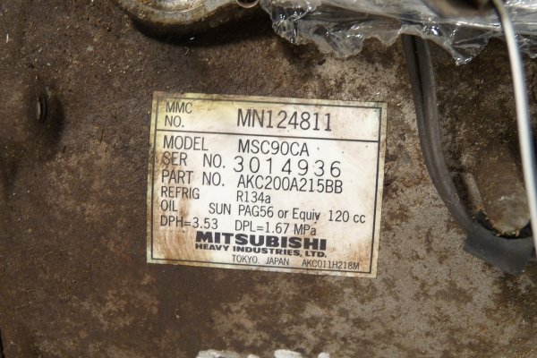 Sprężarka pompa klimatyzacji Mitsubishi Outlander I 2004 2.4MIVEC