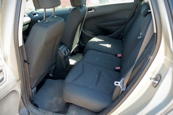 Reflektor prawy Peugeot 308 I SW 2009 (2007-2011) Kombi