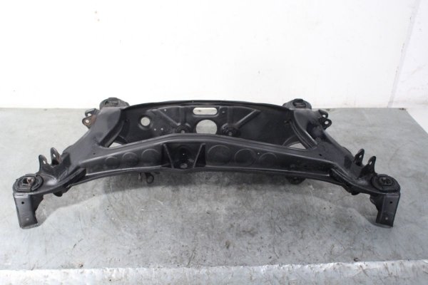 _Belka ława sanki wózek zawieszenia tył Mercedes W124 1984-1996
