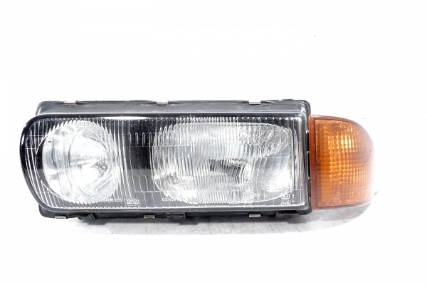 _Reflektor lewy Mitsubishi Sigma 1994 Sedan
