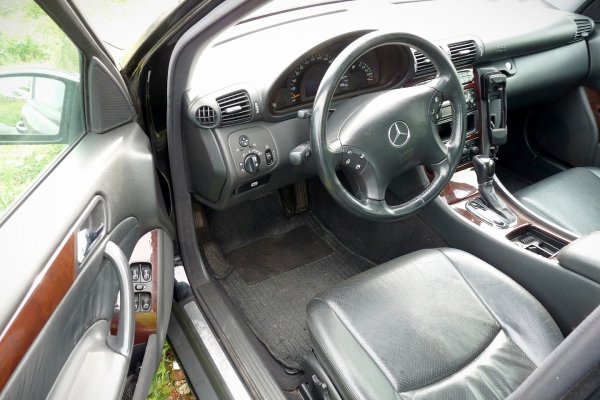Mercedes C-Klasa W203 2002 2.0i Kompressor 111955 Kombi [A]