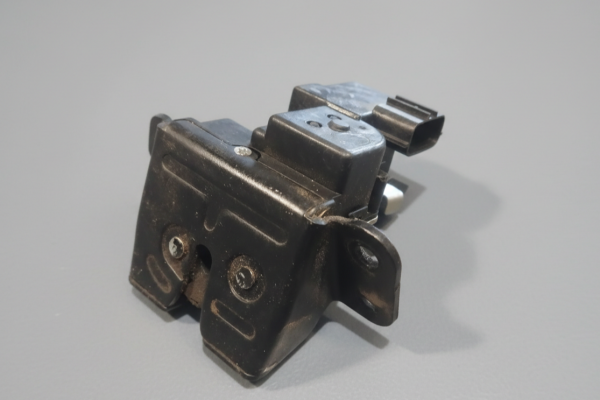 Zamek klapy tył Kia Soul I AM 2009 Crossover 5-drzwi 