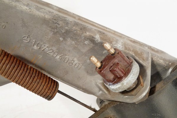 Pedał hamulca Mercedes SL R107 3.5 V8