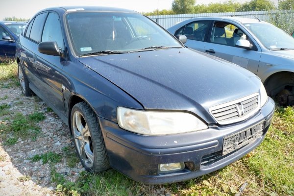 Klapa bagażnika tył Honda Accord VI 1999 Sedan 