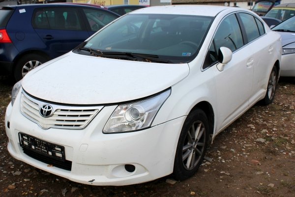 Lampa tył prawa Toyota Avensis T27 2009 Sedan