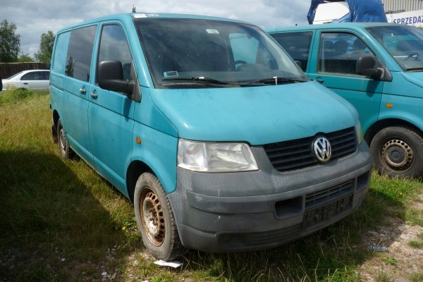 Półoś przód prawa VW Transporter T5 2005 2.5TDI AXD Bus