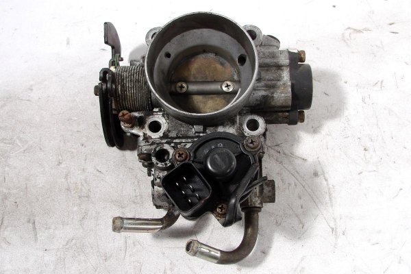 _Przepustnica Mitsubishi Carisma 1995-1999 1.6i 16V