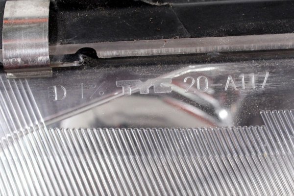 reflektor prawy - audi - a3 - zdjęcie 11