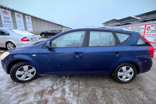 _Błotnik przód lewy Kia Ceed I ED 2009 (2007-2009) Kombi (kod lakieru: ABYSS BLUE [A8])