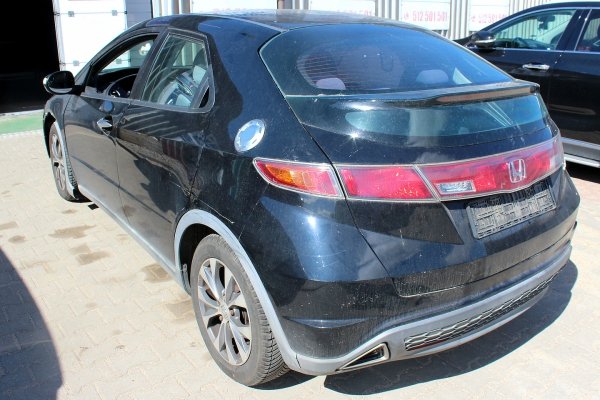 Fotel prawy Honda Civic VIII FK 2006 1.8i-VTEC R18A2 Hatchback 5-drzwi