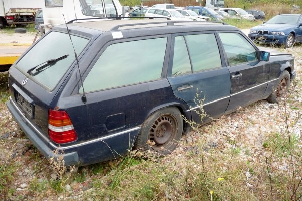 Most dyfer tył Mercedes W124 1993 2.2i 111960 Kombi (przełożenie: 3.92)