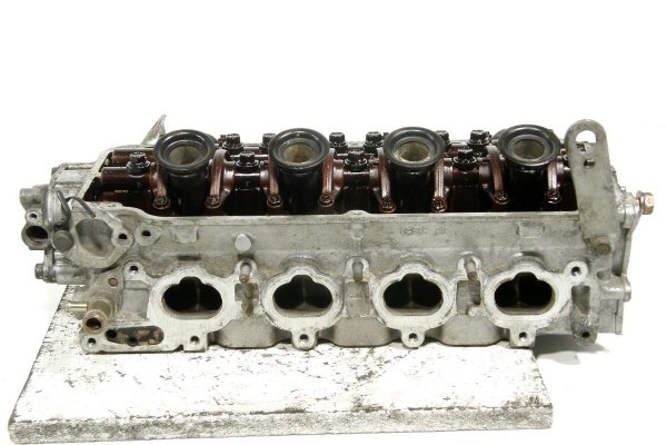 _Głowica Mitsubishi Carisma DA1A 1995-1999 1.6i 16V