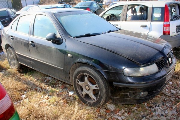 Seat Toledo II 2003 1.6i BCB Sedan [B/C]