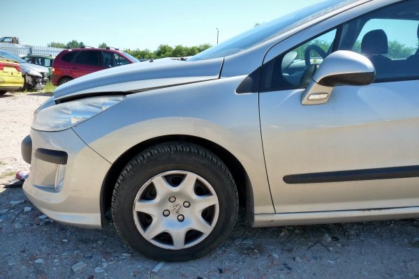 Półoś przód lewa Peugeot 308 I SW 2009 (2007-2011) 1.6HDI 9HX Kombi