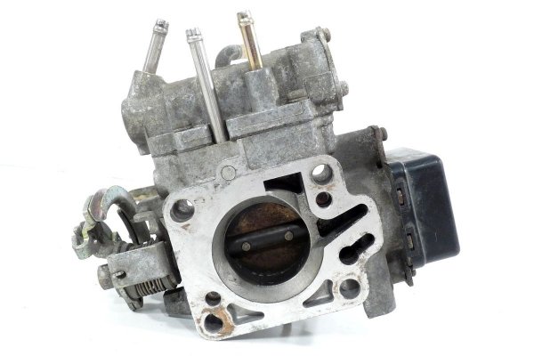 Przepustnica Toyota Corolla E10 1992-1997 1.3i