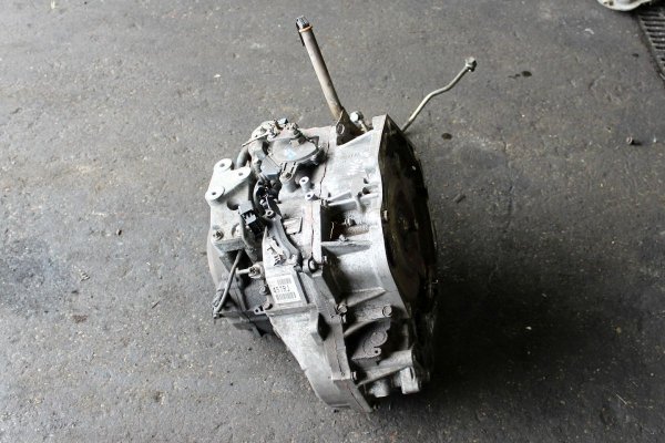 Skrzynia biegów automatyczna - Opel - Astra - zdjęcie 2
